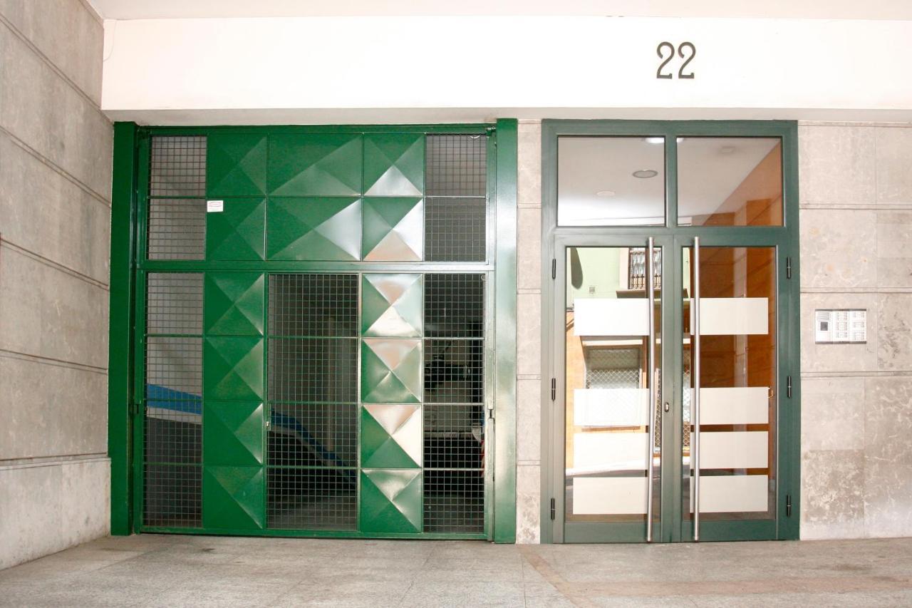 Апартаменты Loft " La Fabrica De Gas",Parking Овьедо Экстерьер фото
